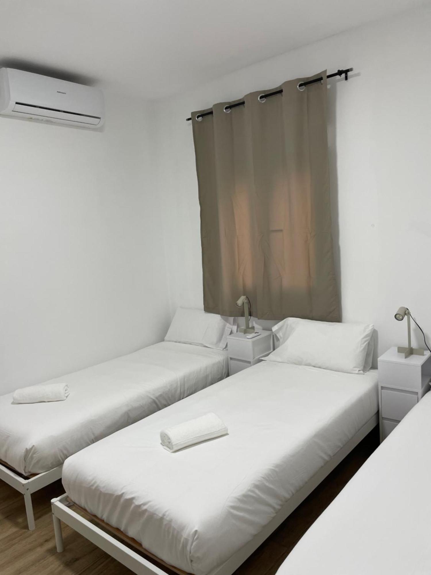 ברצלונה Apartamentos Tarradellas Sants Estacio מראה חיצוני תמונה